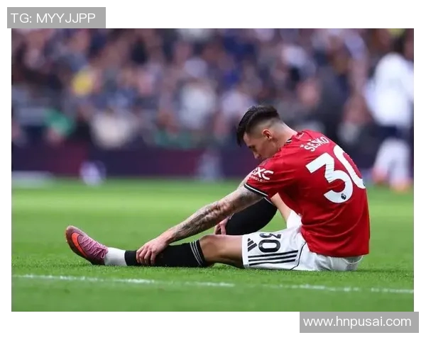 曼联传奇鲁尼醉酒后街头小便事件引发公众热议或将面临罚款处罚