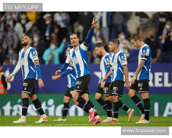 西甲升班马逆袭成功总比分落后两球连进三球创造奇迹